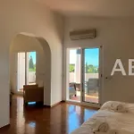 Peaceful With Sea View Close To