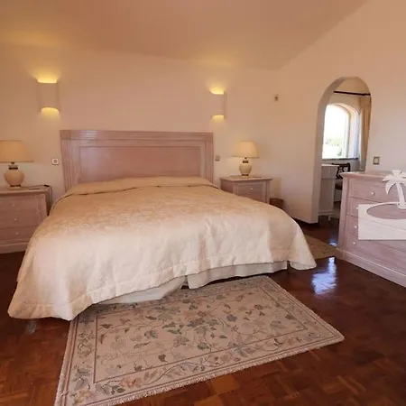 Villa Peaceful With Sea View Close To Carvoeiro (Lagoa)