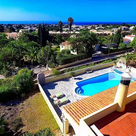 Villa Peaceful With Sea View Close To *
