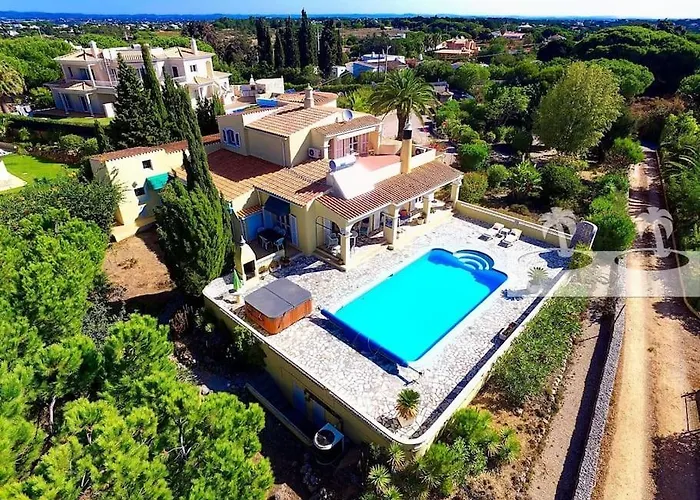 Villa Peaceful With Sea View Close To Carvoeiro (Lagoa)