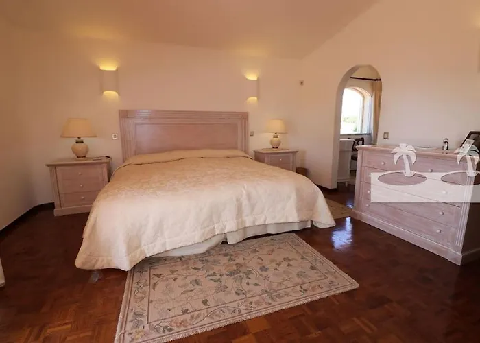 Villa Peaceful With Sea View Close To Carvoeiro (Lagoa)