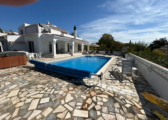 Peaceful With Sea View Close To Villa Carvoeiro (Lagoa)