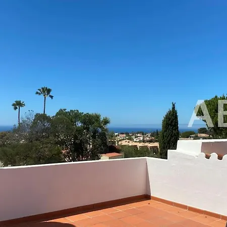 Villa Peaceful With Sea View Close To *