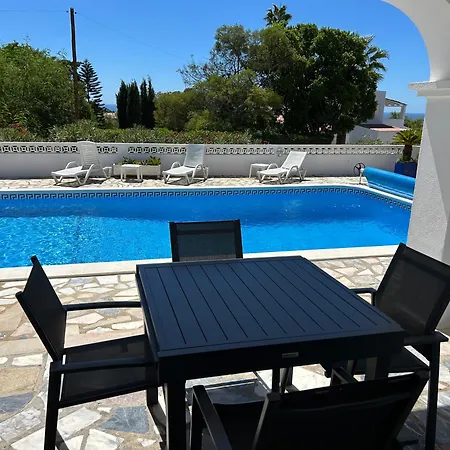Villa Peaceful With Sea View Close To